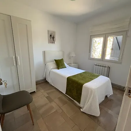 Casa de Férias Chancelas 1 *